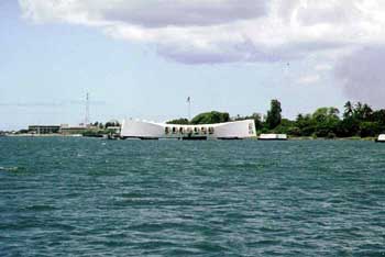 pearl3.jpg (16070 bytes)