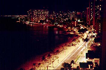 waikiki3.jpg (24898 bytes)